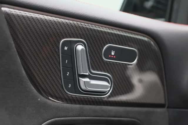 Mercedes-Benz GLB-Klasse (2022) thumbnail 33