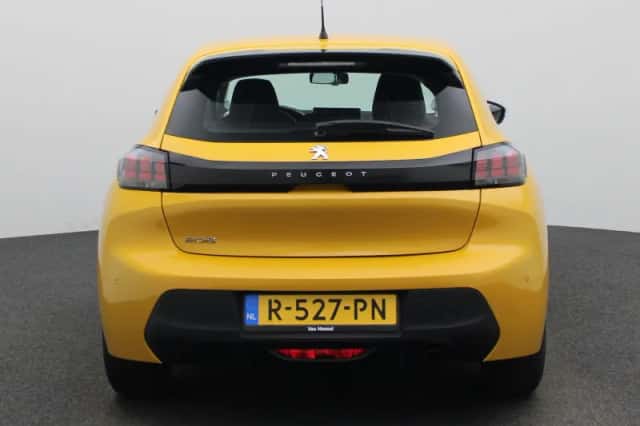 Peugeot 208 (2022) thumbnail 5