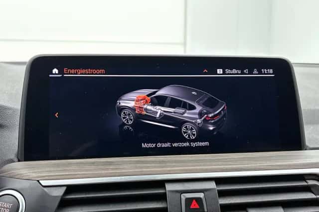 BMW X4 (2021) thumbnail 12