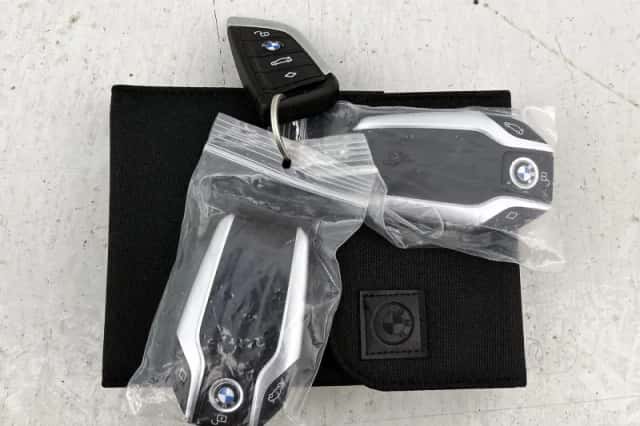 BMW X4 (2021) thumbnail 36