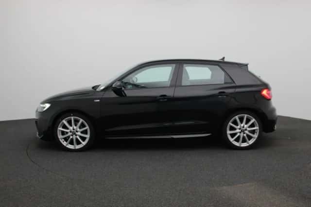 Audi A1 (2022) thumbnail 4