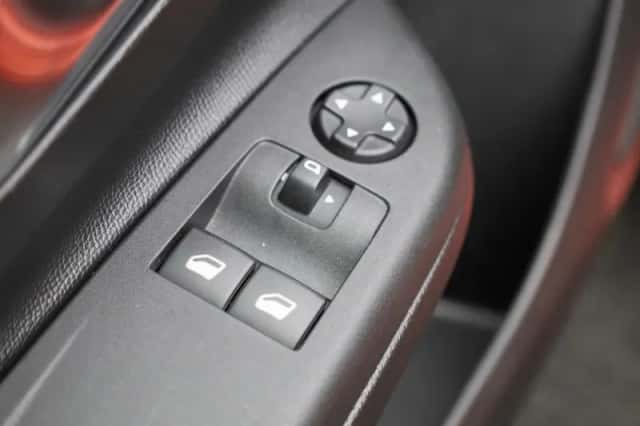 Opel Corsa (2021) thumbnail 26