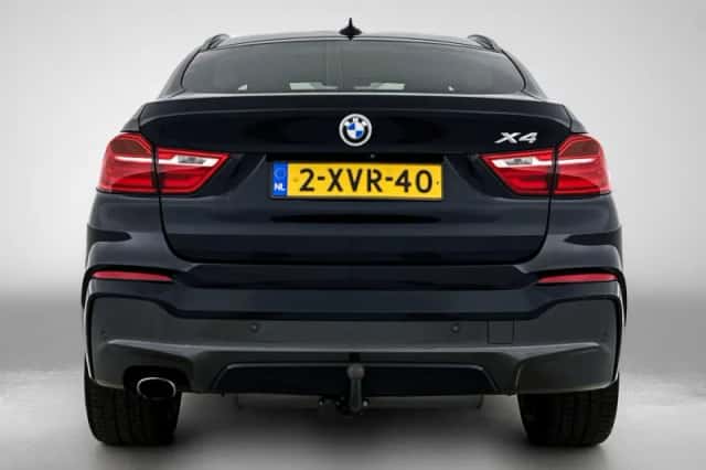 BMW X4 (2014) thumbnail 3
