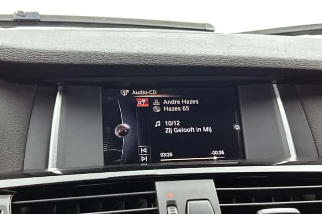 BMW X4 (2014) thumbnail 8