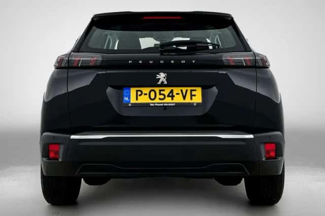 Peugeot e-2008 (2022) thumbnail 3
