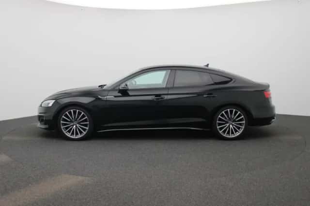 Audi A5 (2021) thumbnail 4