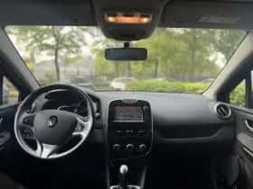 Renault Clio (2016) thumbnail 3