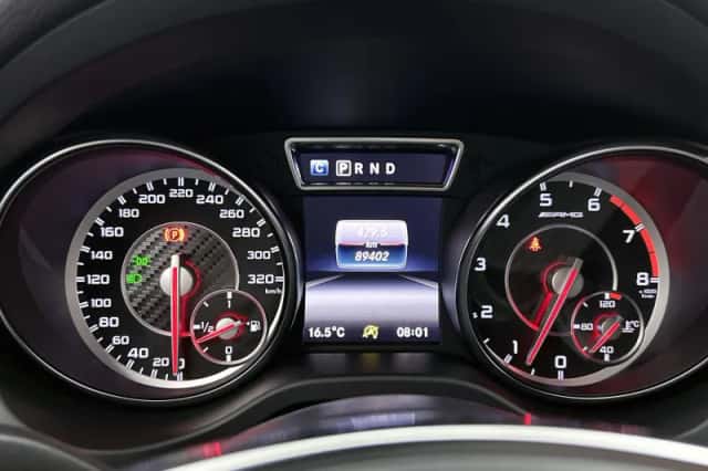 Mercedes-Benz GLA (2015) thumbnail 14