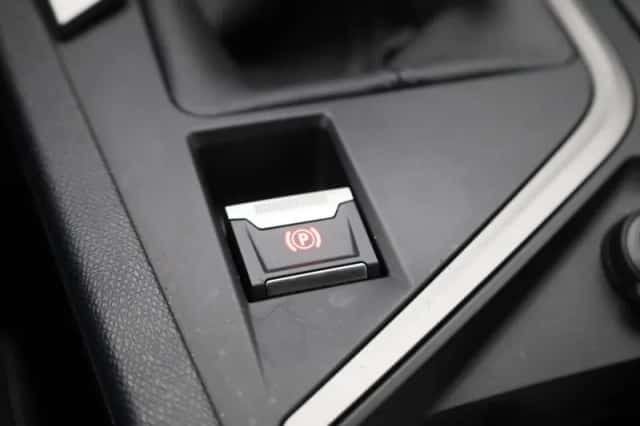 Peugeot 308 (2023) thumbnail 25