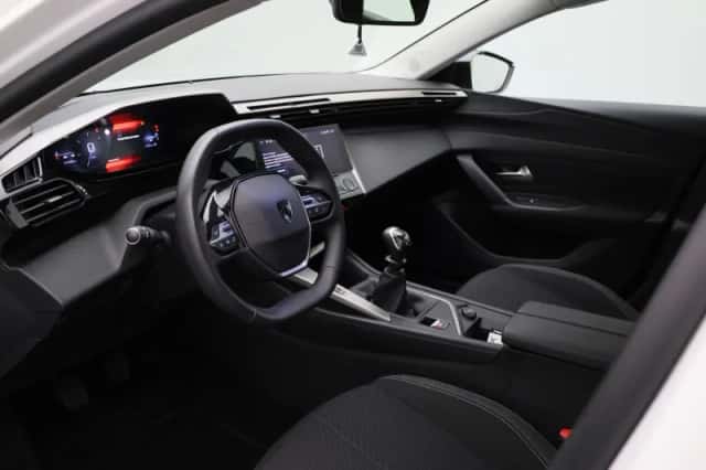 Peugeot 308 (2023) thumbnail 27