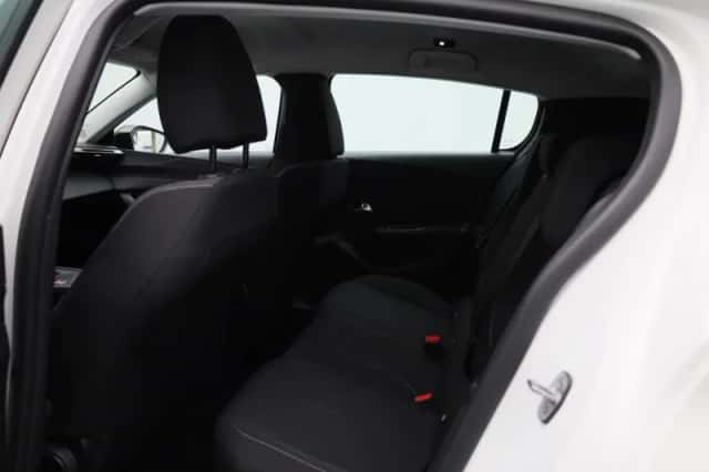 Peugeot 308 (2023) thumbnail 10
