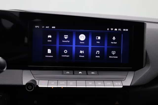 Opel Astra (2023) thumbnail 22