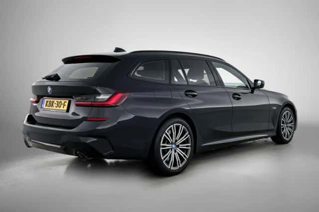 BMW 3-Serie (2021) thumbnail 4