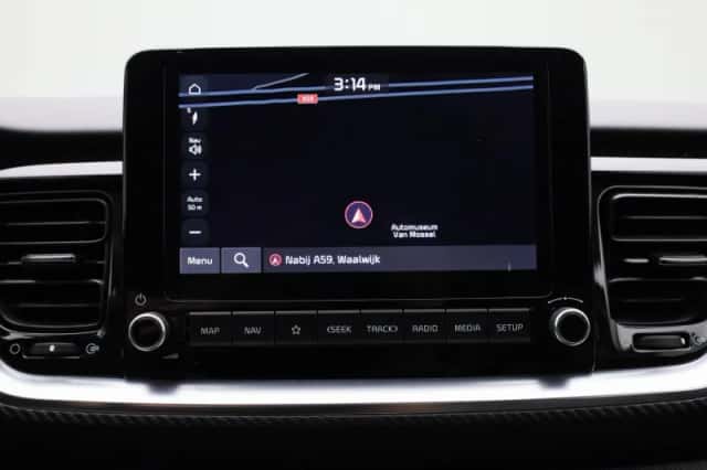 Kia Stonic (2022) thumbnail 16