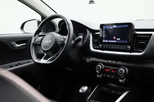 Kia Stonic (2022) thumbnail 35