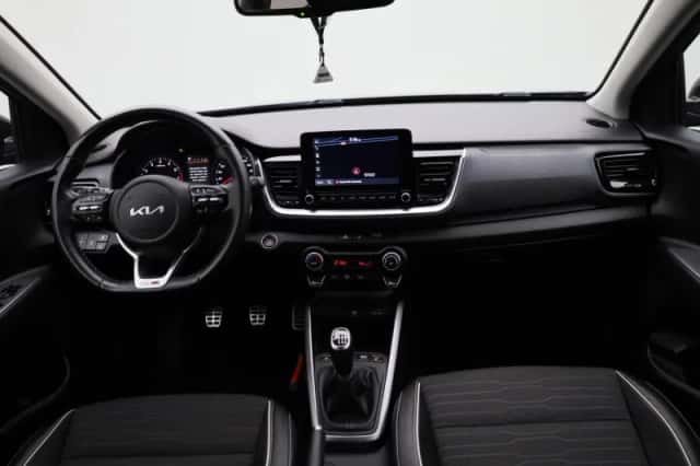 Kia Stonic (2022) thumbnail 36
