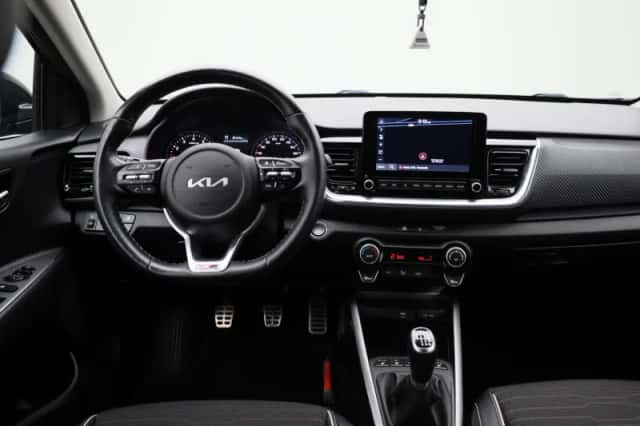 Kia Stonic (2022) thumbnail 7