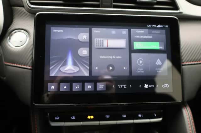 MG ZS EV (2023) thumbnail 15