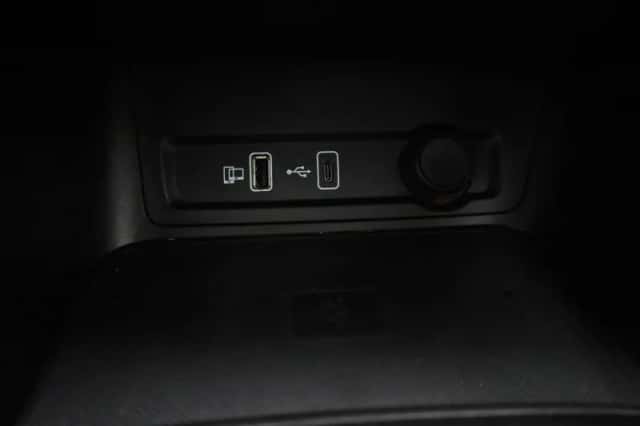 MG ZS EV (2023) thumbnail 20