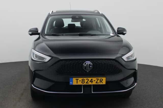 MG ZS EV (2023) thumbnail 3