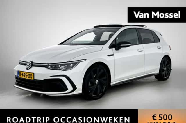 Volkswagen Golf (2022) thumbnail 1