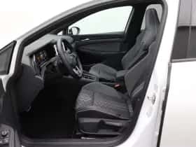 Volkswagen Golf (2022) thumbnail 11