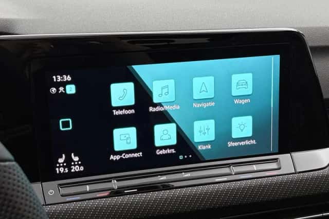 Volkswagen Golf (2022) thumbnail 20