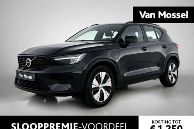 Volvo XC40 (2023) thumbnail 1