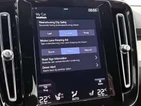 Volvo XC40 thumbnail 16