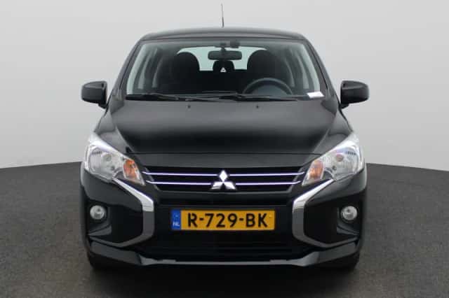 Mitsubishi Space Star (2022) thumbnail 3