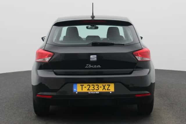 SEAT Ibiza (2023) thumbnail 5