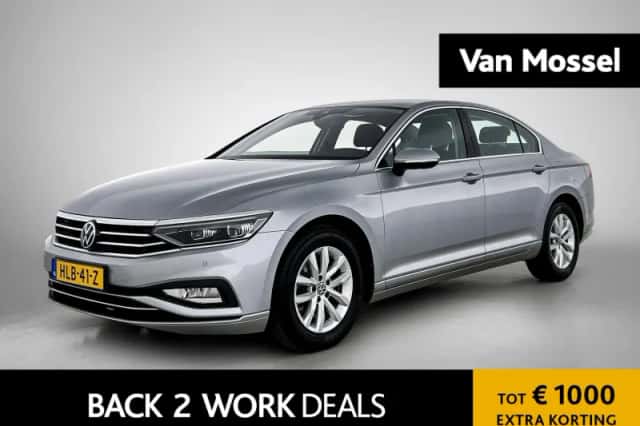Volkswagen Passat (2020) thumbnail 1