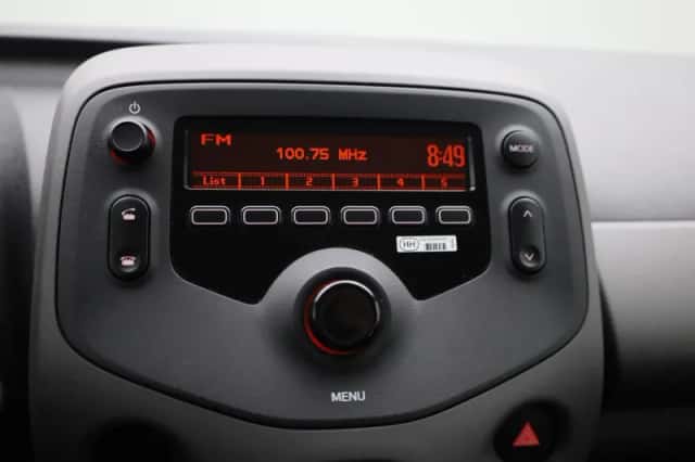 Peugeot 108 (2021) thumbnail 14