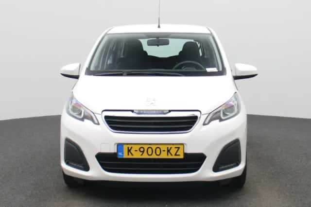 Peugeot 108 (2021) thumbnail 3