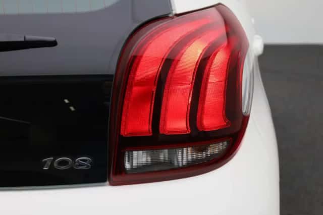 Peugeot 108 (2021) thumbnail 27