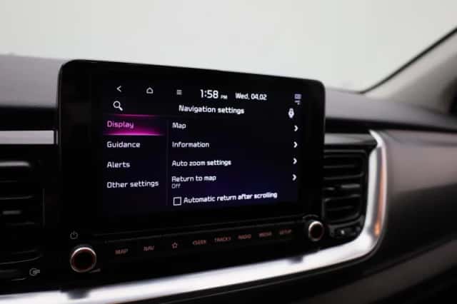 Kia Stonic (2020) thumbnail 22