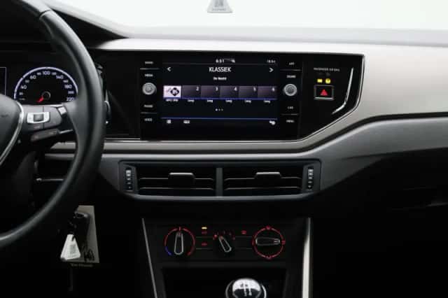 Volkswagen Polo (2020) thumbnail 9
