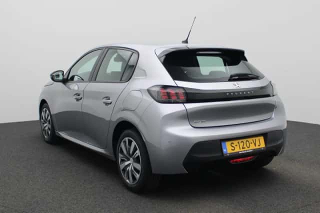 Peugeot 208 (2023) thumbnail 2