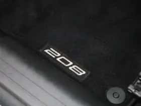 Peugeot 208 (2023) thumbnail 26