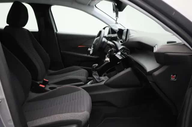 Peugeot 208 (2023) thumbnail 29
