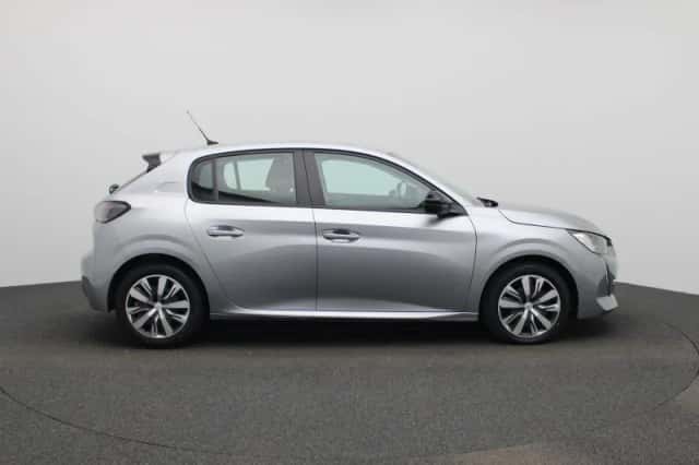 Peugeot 208 (2023) thumbnail 6