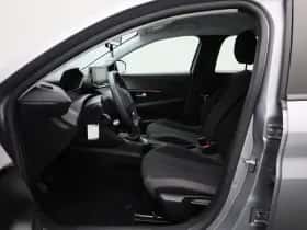 Peugeot 208 (2023) thumbnail 9