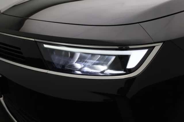Opel Astra (2022) thumbnail 15
