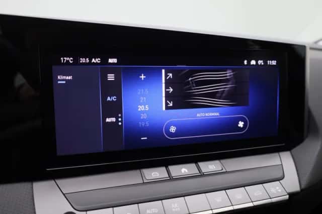 Opel Astra (2022) thumbnail 27