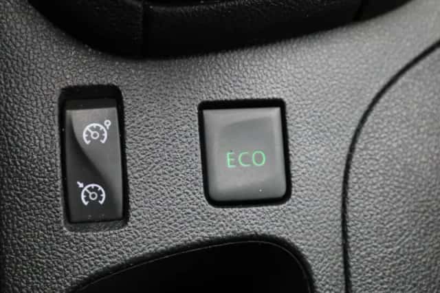 Renault Clio (2020) thumbnail 21