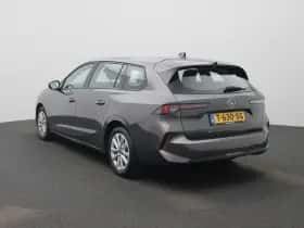Opel Astra (2023) thumbnail 2