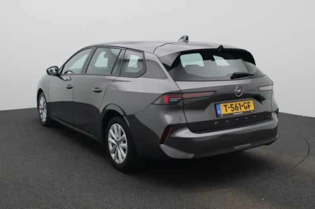 Opel Astra (2023) thumbnail 2