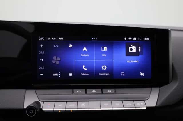 Opel Astra (2023) thumbnail 14