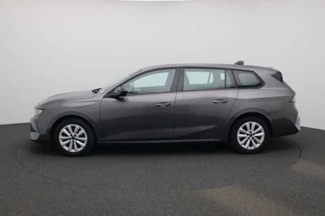 Opel Astra (2023) thumbnail 4