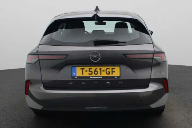 Opel Astra (2023) thumbnail 5